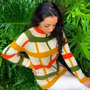 1950’s-60’s Vintage British Crown Colony Of Hong Kong %100 Wool Sweater